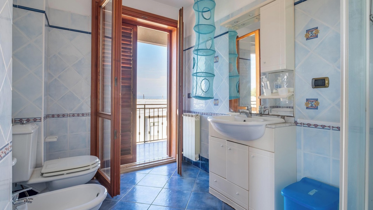 Photo of Bathroom in Capo Peloro