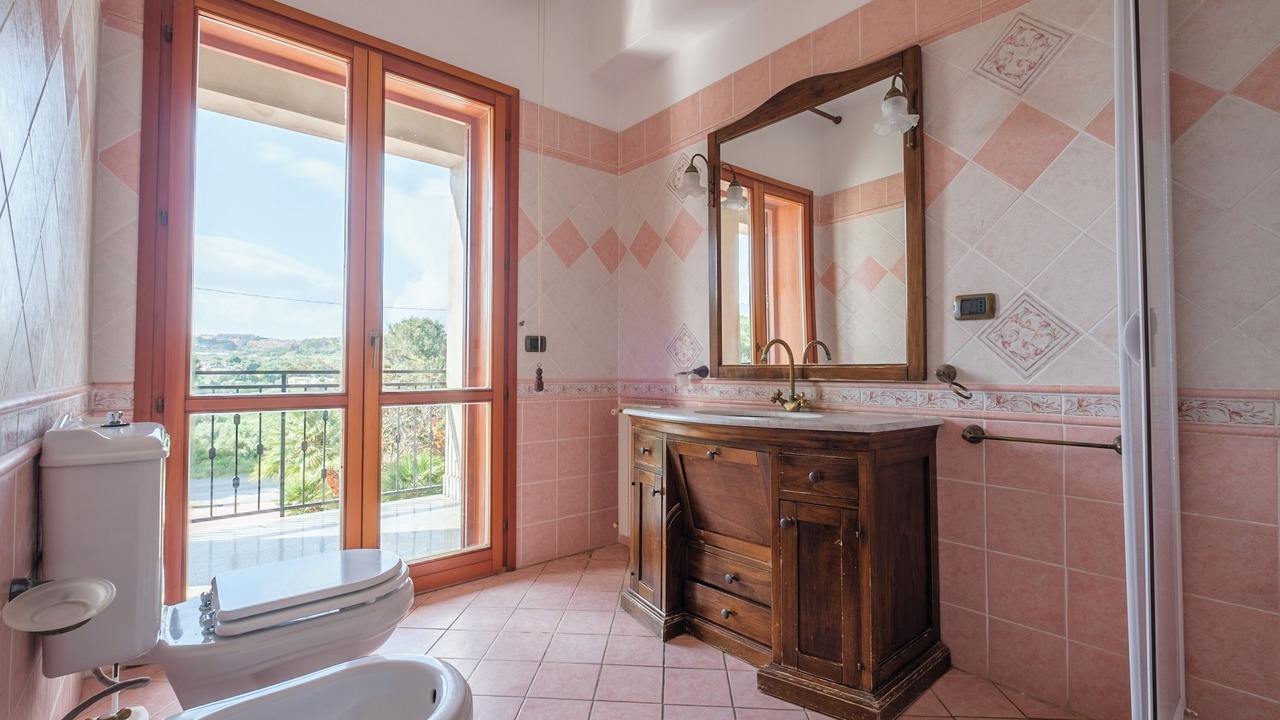 Photo of Bathroom in Capo Peloro