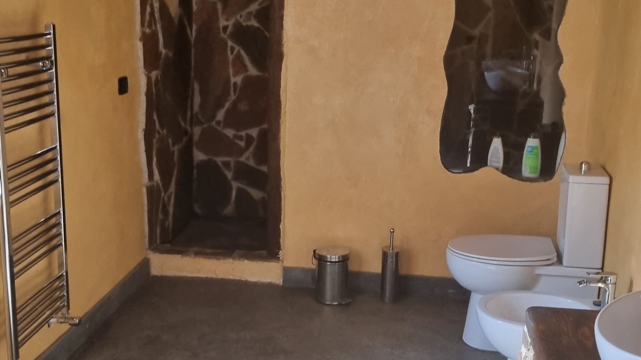 Photo of Bathroom in Pedara