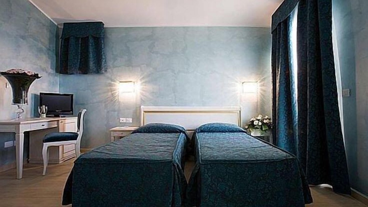 Photo of Bedroom in Porto Salvo