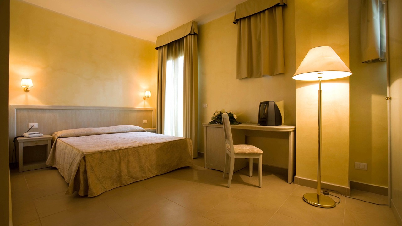 Photo of Bedroom in Porto Salvo