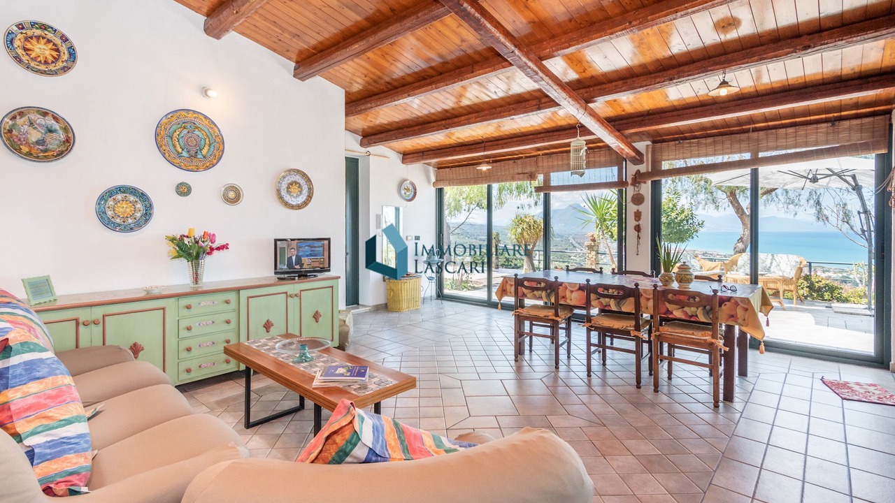 Photo of Livingroom in Cefalu