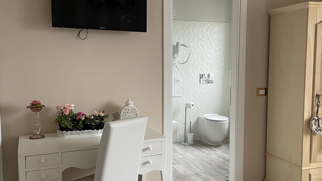 Photo of Bedroom in Carozzo