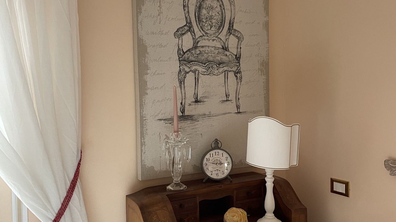 Photo of Bedroom in Carozzo