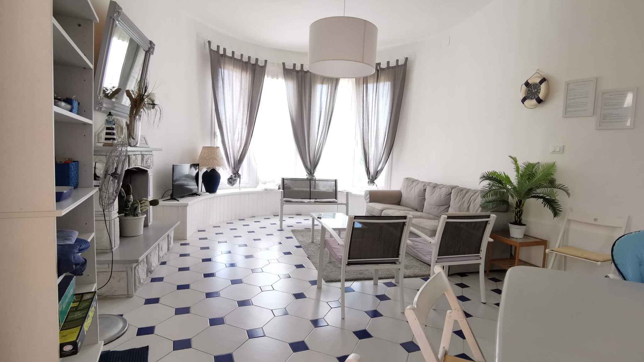 Photo of Livingroom in Arenella