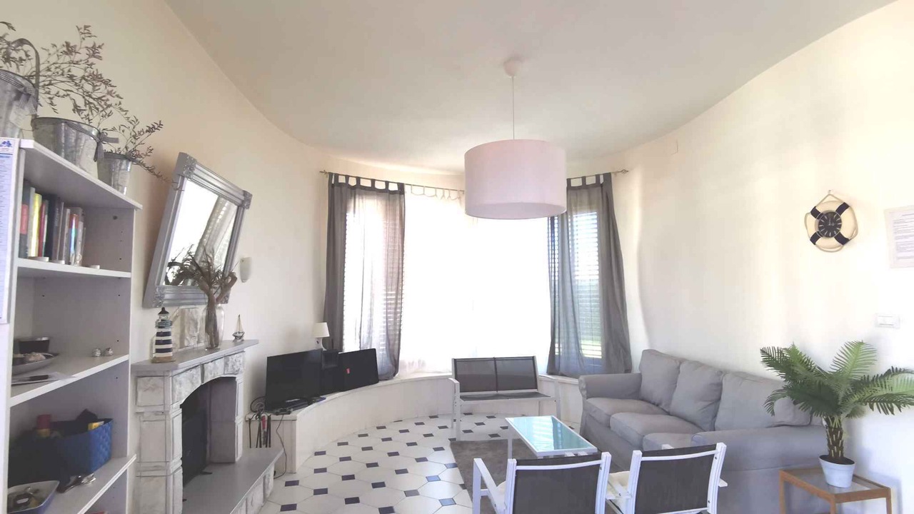 Photo of Livingroom in Arenella
