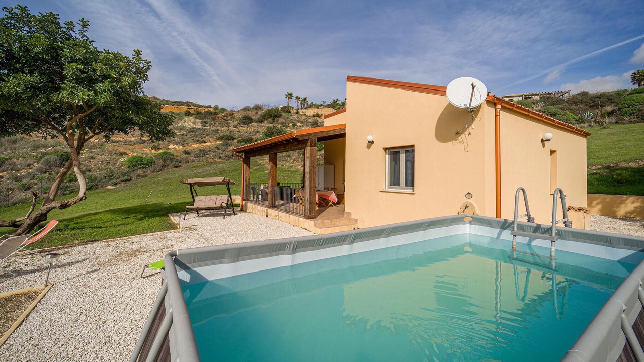 Photo of Outdoor in Pergole