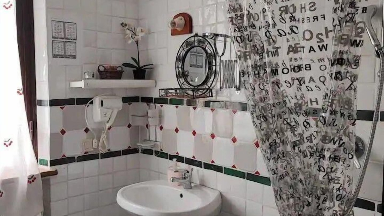 Photo of Bathroom in Cinigiano