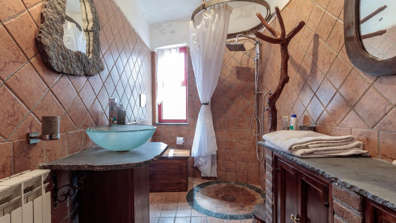 Photo of Bathroom in Piedimonte Etneo
