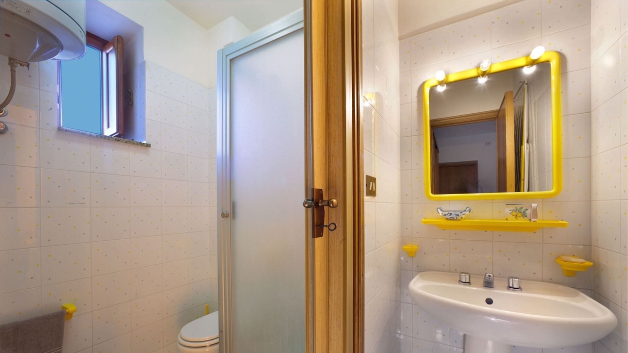 Photo of Bathroom in Mazzaro