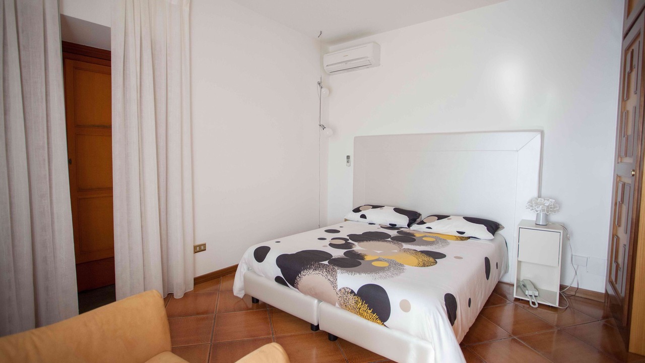 Photo of Bedroom in Pogerola