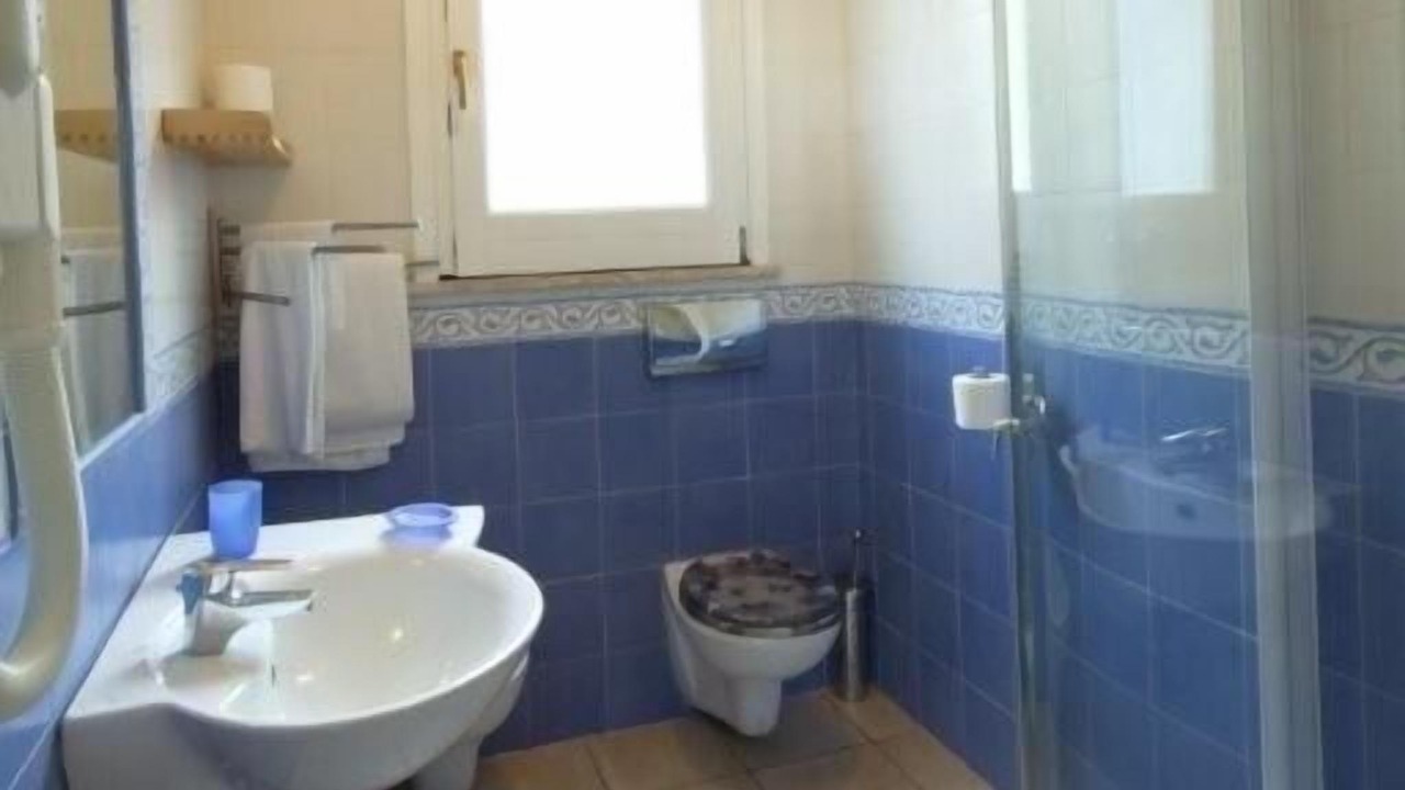 Photo of Bathroom in Marettimo