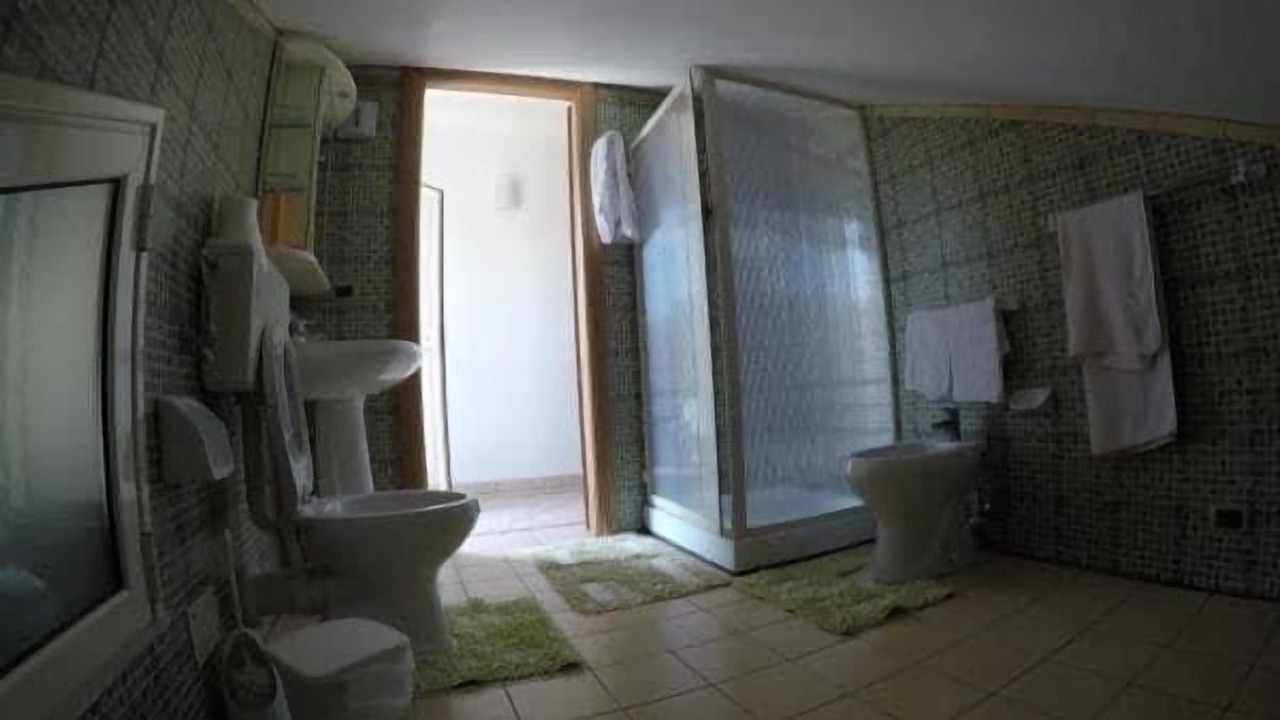 Photo of Bathroom in Avola