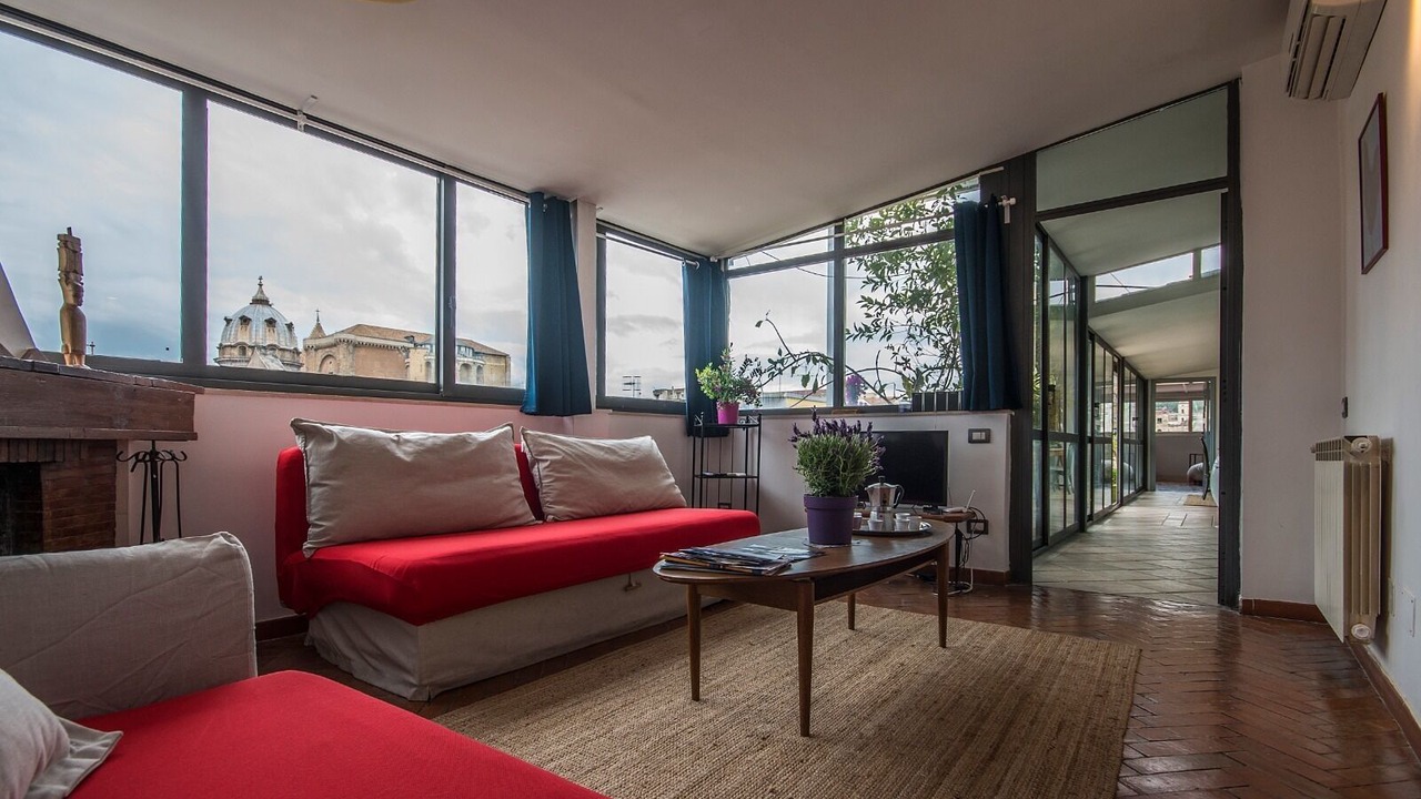 Photo of Livingroom in Naples City Centre