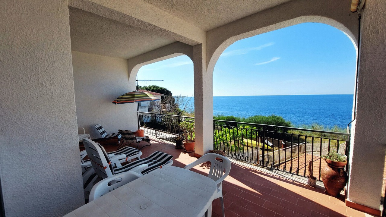 Photo of Patio Balcony in Motta San Giovanni