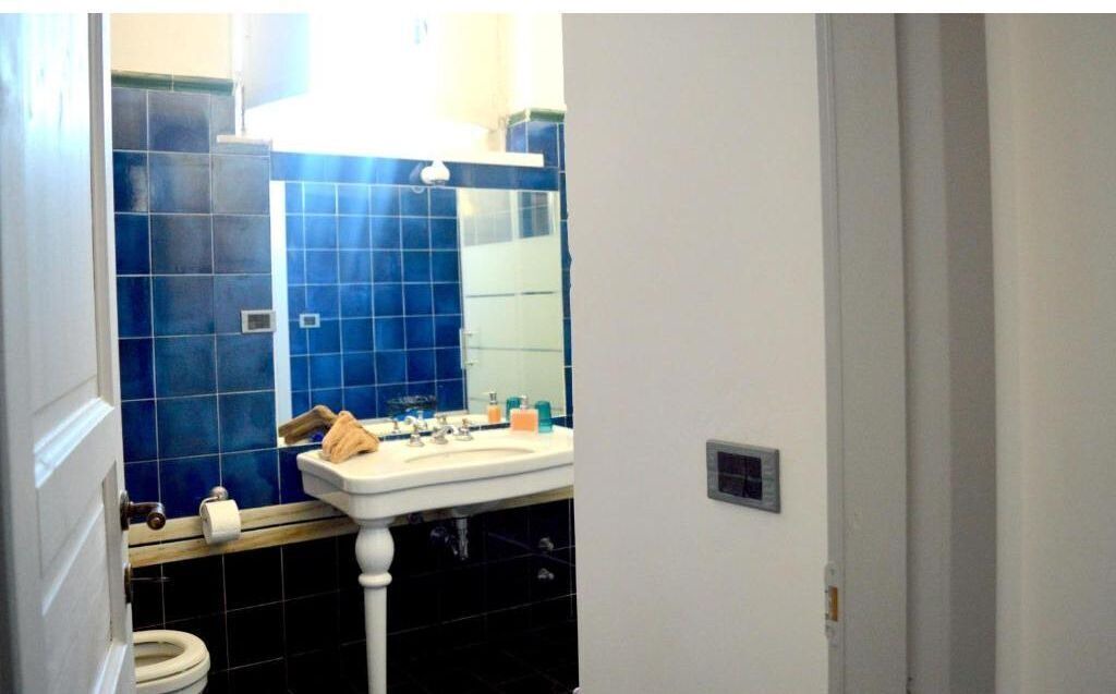 Photo of Bathroom in Giardini Naxos