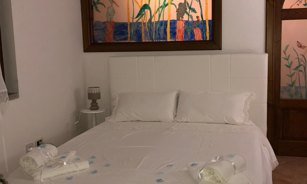 Photo of Bedroom in Laureana Cilento