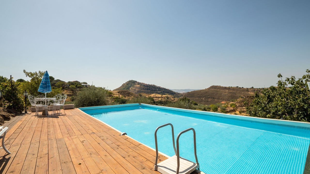 Photo of Outdoor in Nissoria