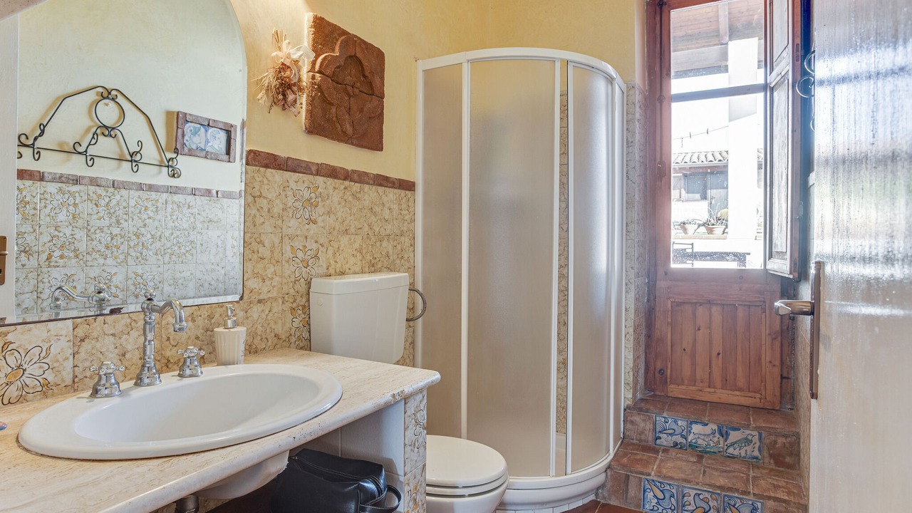 Photo of Bathroom in Partinico