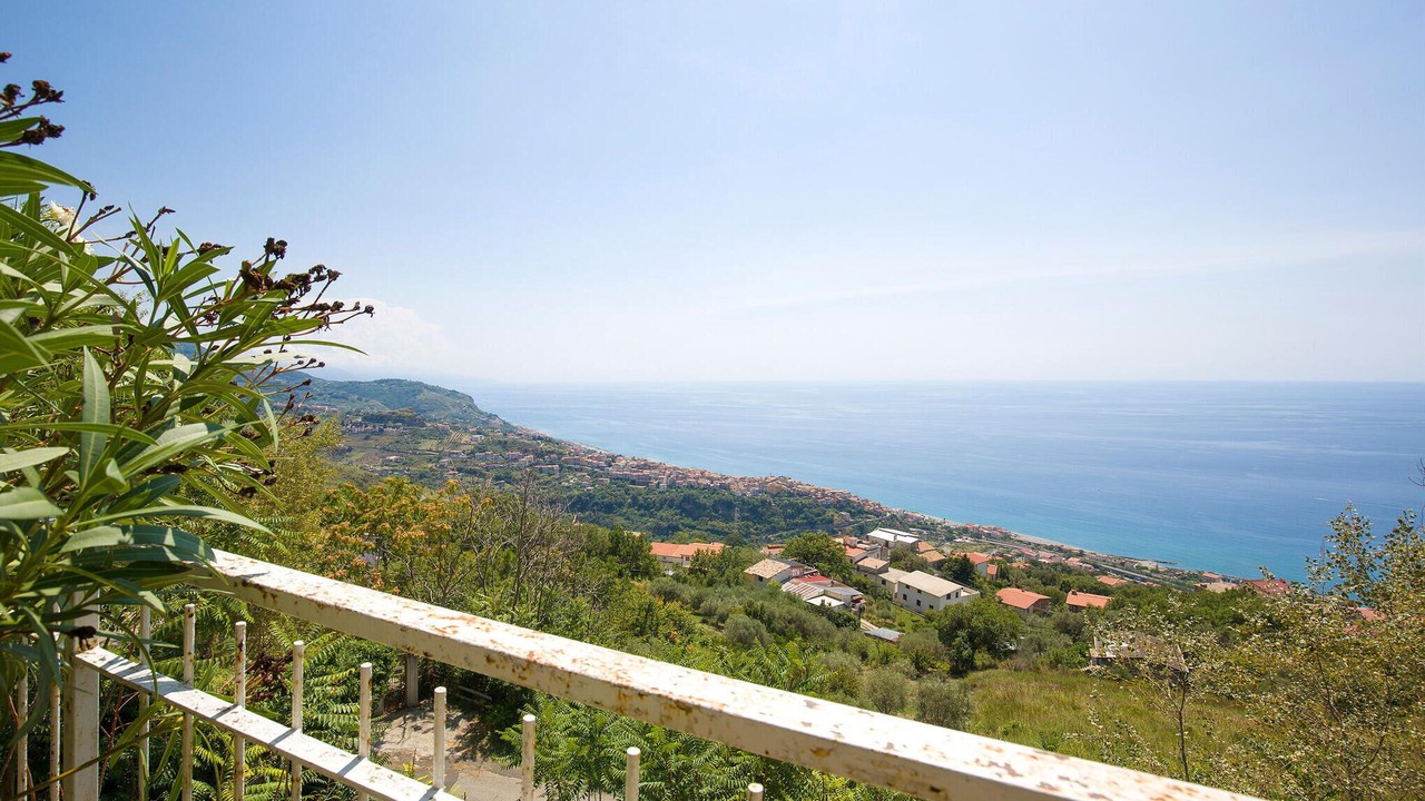Photo of Bedroom in Cetraro