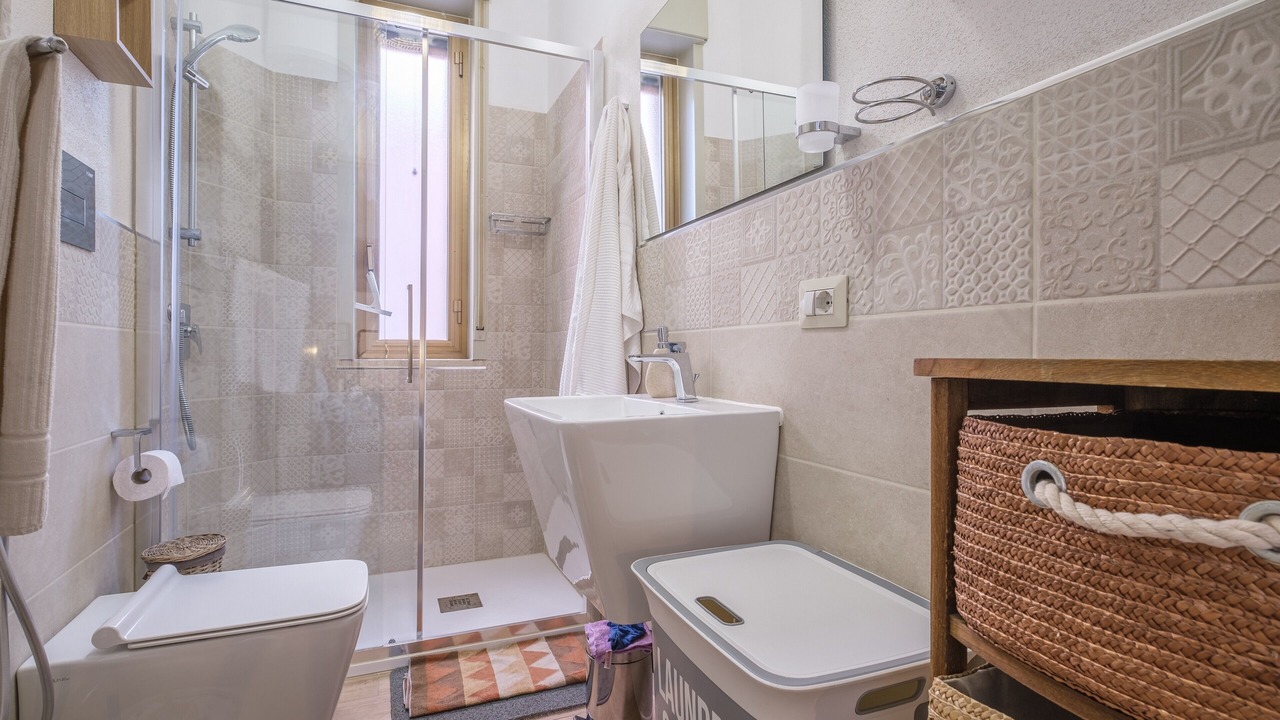 Photo of Bathroom in Oliveri
