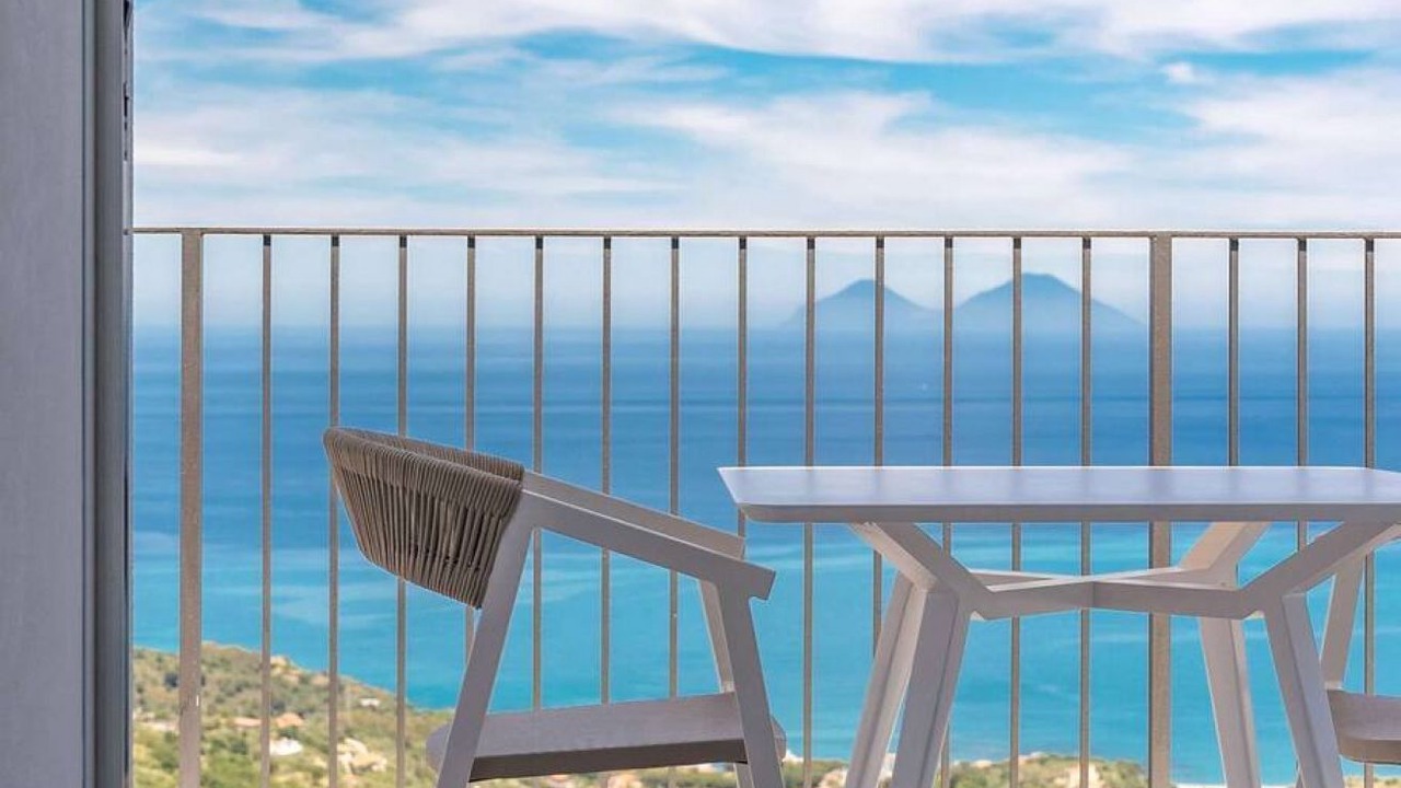 Photo of Outdoor in Naso