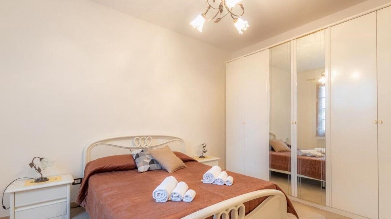 Photo of Bedroom in Avola
