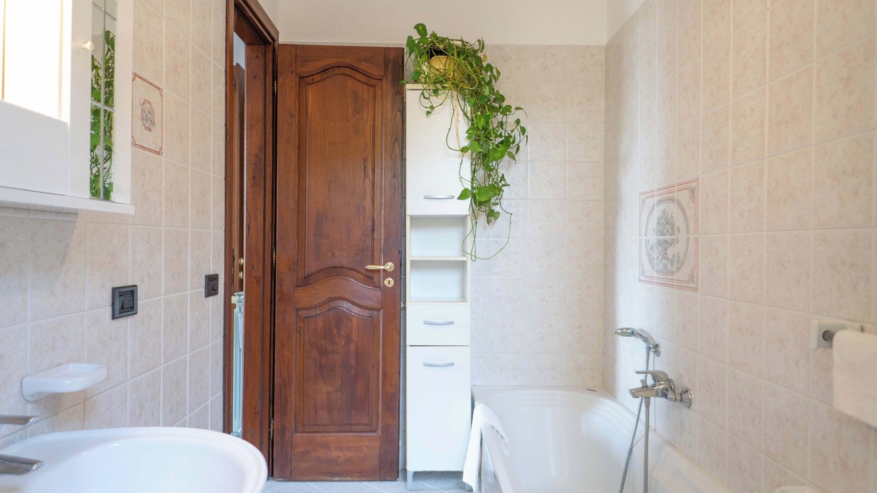 Photo of Bathroom in Forio