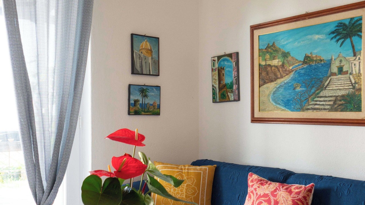 Photo of Livingroom in Forio