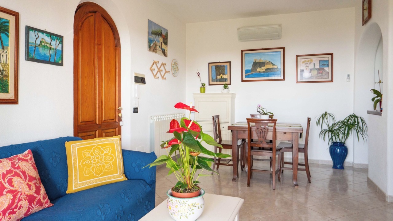 Photo of Livingroom in Forio