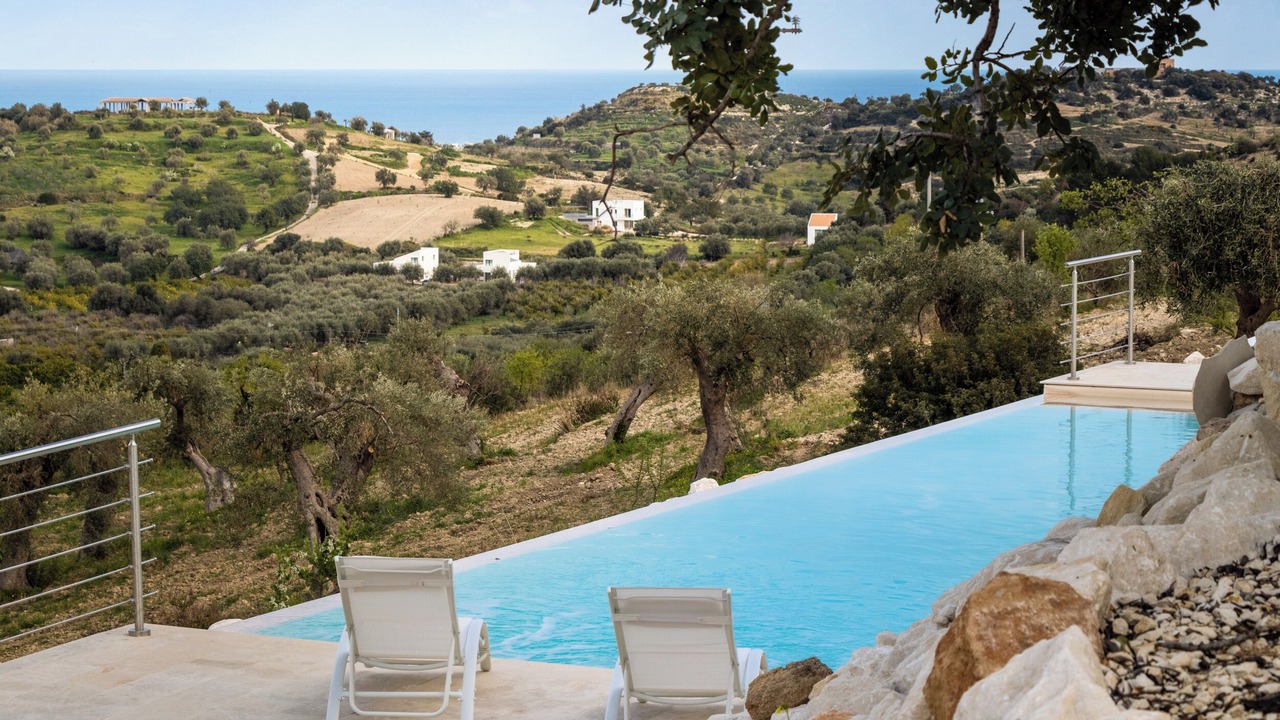 Photo of Outdoor in Avola