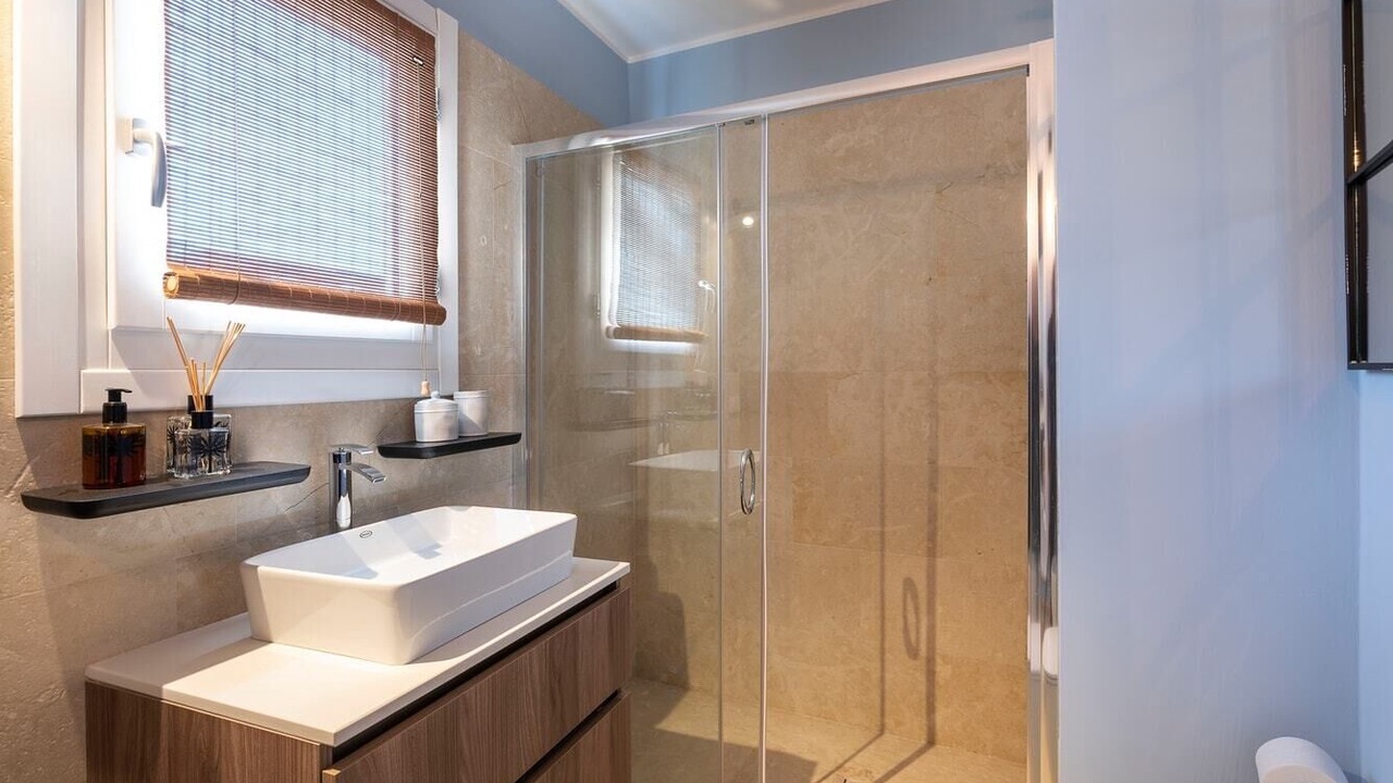 Photo of Bathroom in Noto Historic Centre