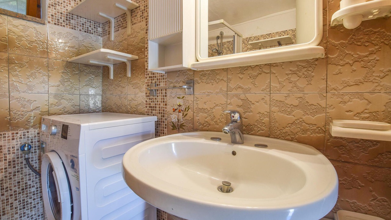 Photo of Bathroom in Zambrone