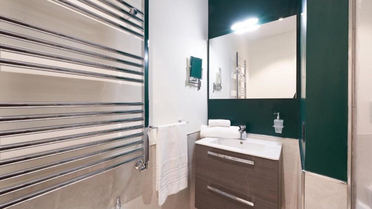 Photo of Bathroom in Naples City Centre