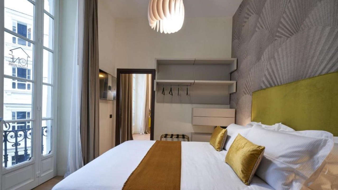 Photo of Bedroom in Naples City Centre