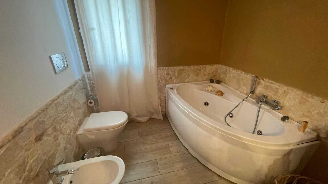 Photo of Bathroom in Noto