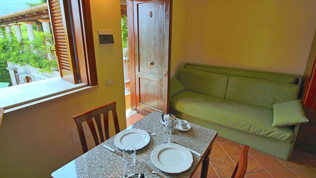 Photo of Livingroom in Fitili