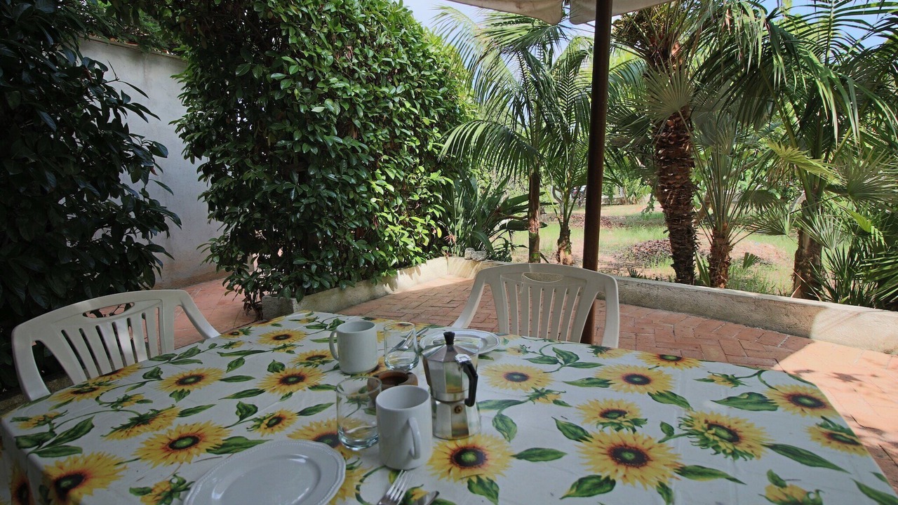 Photo of Patio Balcony in Fitili