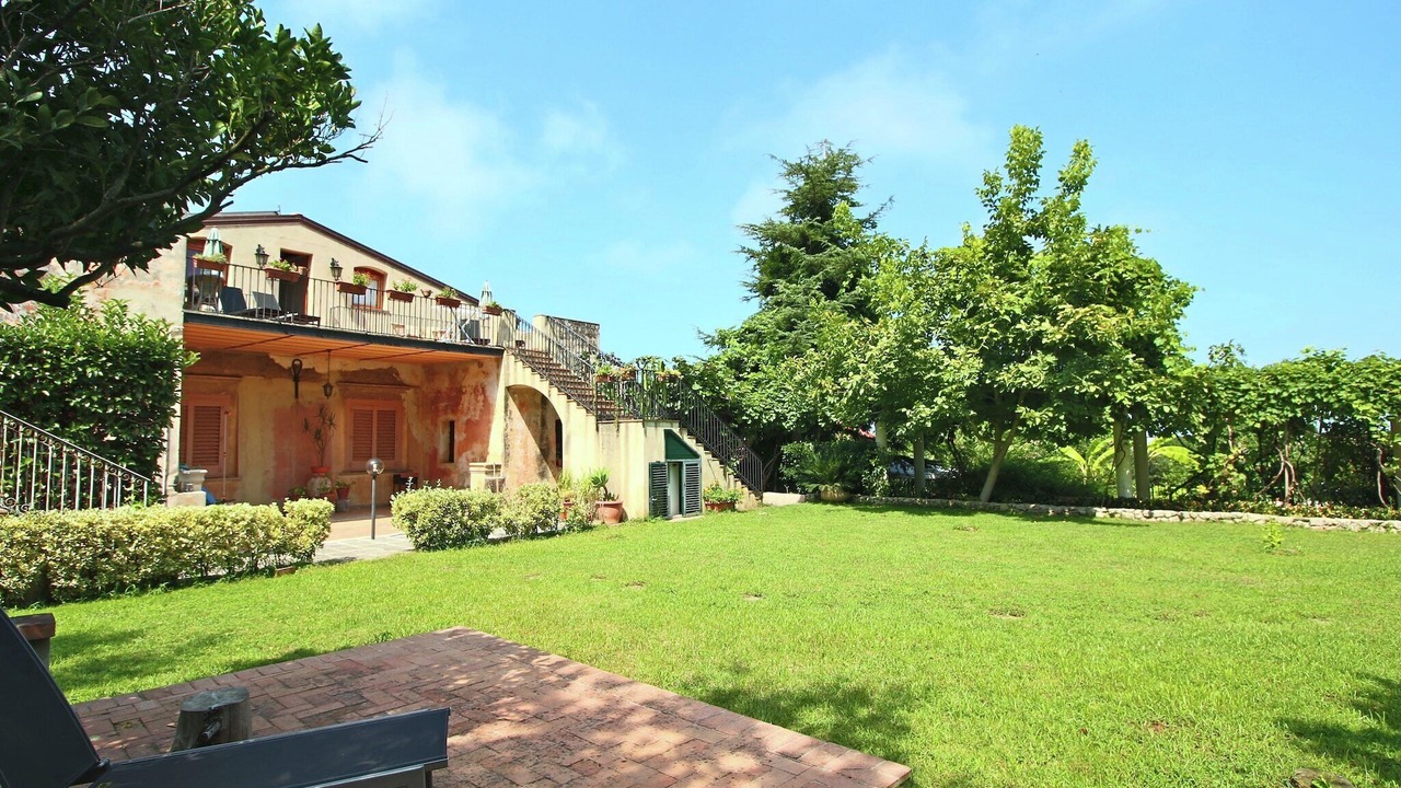 Photo of Outdoor in Fitili