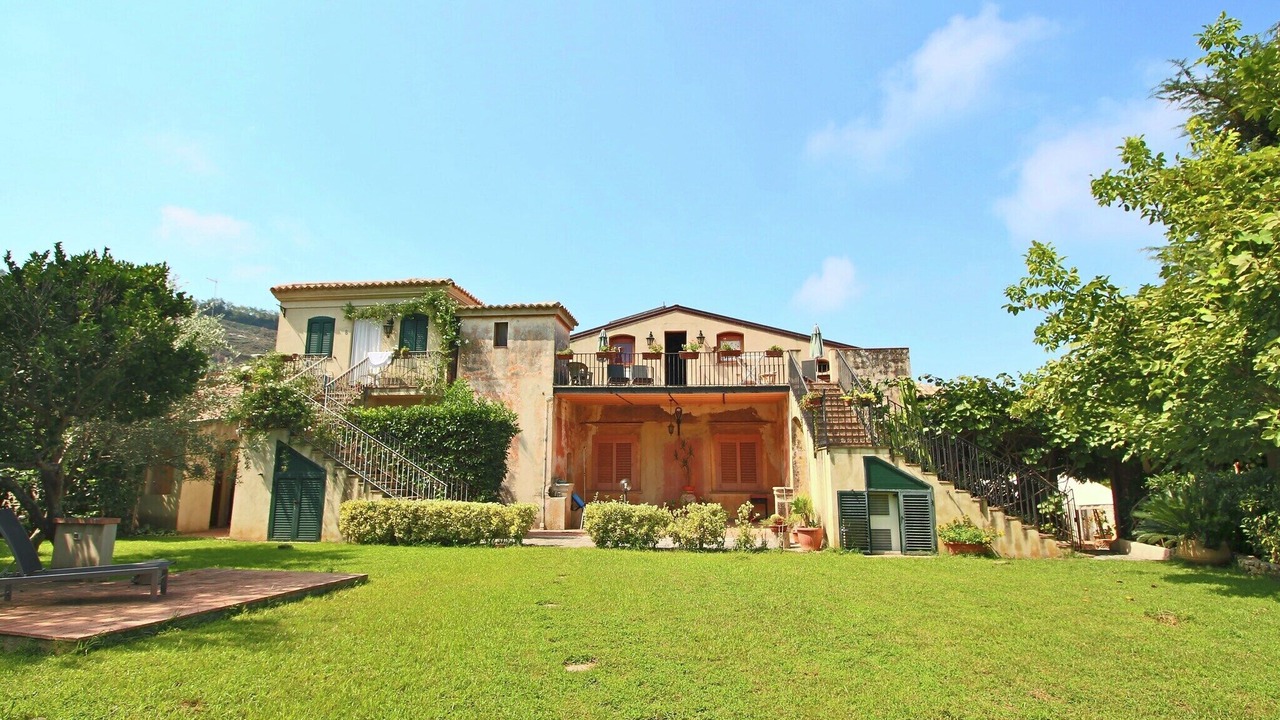 Photo of Outdoor in Fitili