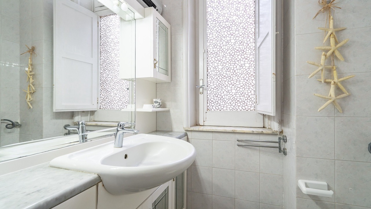 Photo of Bathroom in Ortigia
