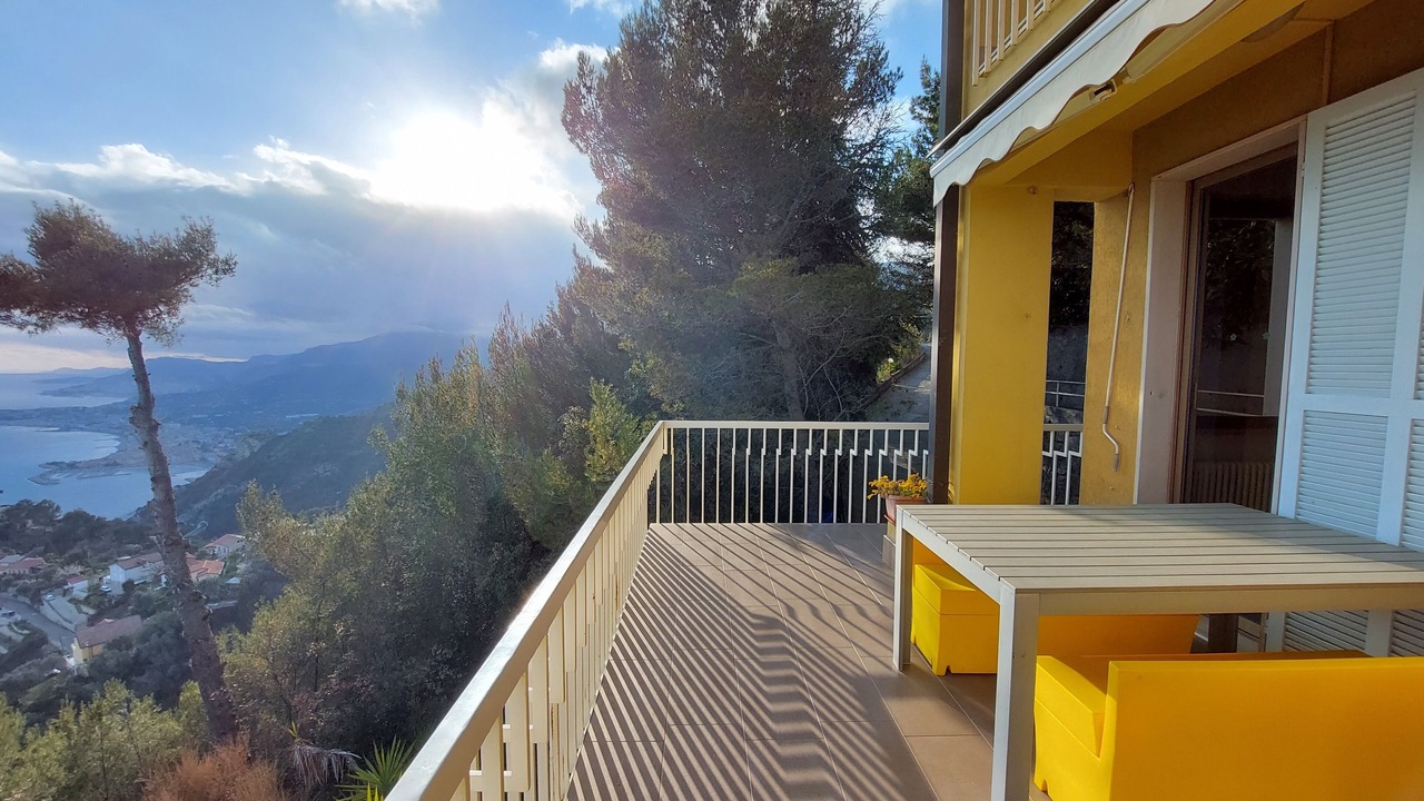 Photo of Patio Balcony in Mortola Superiore
