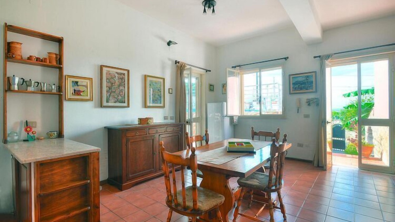 Photo of Livingroom in Syracuse