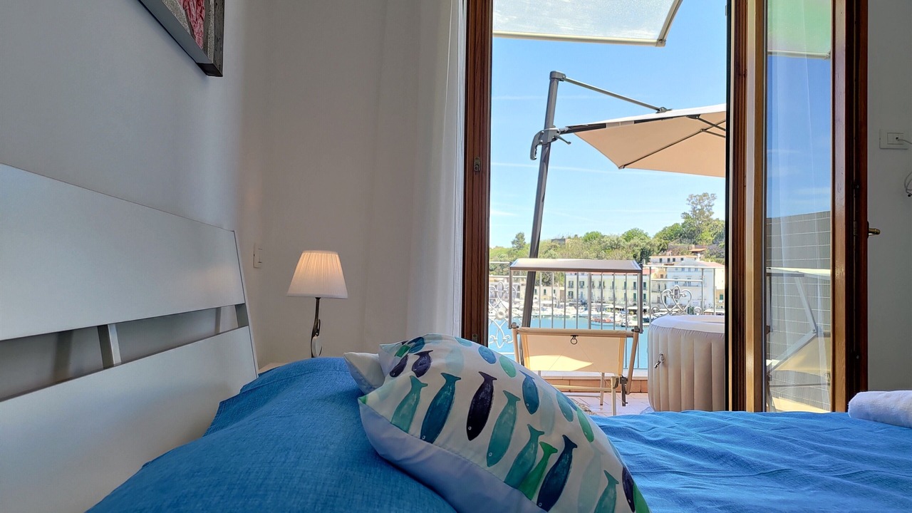 Photo of Bedroom in Ischia Porto