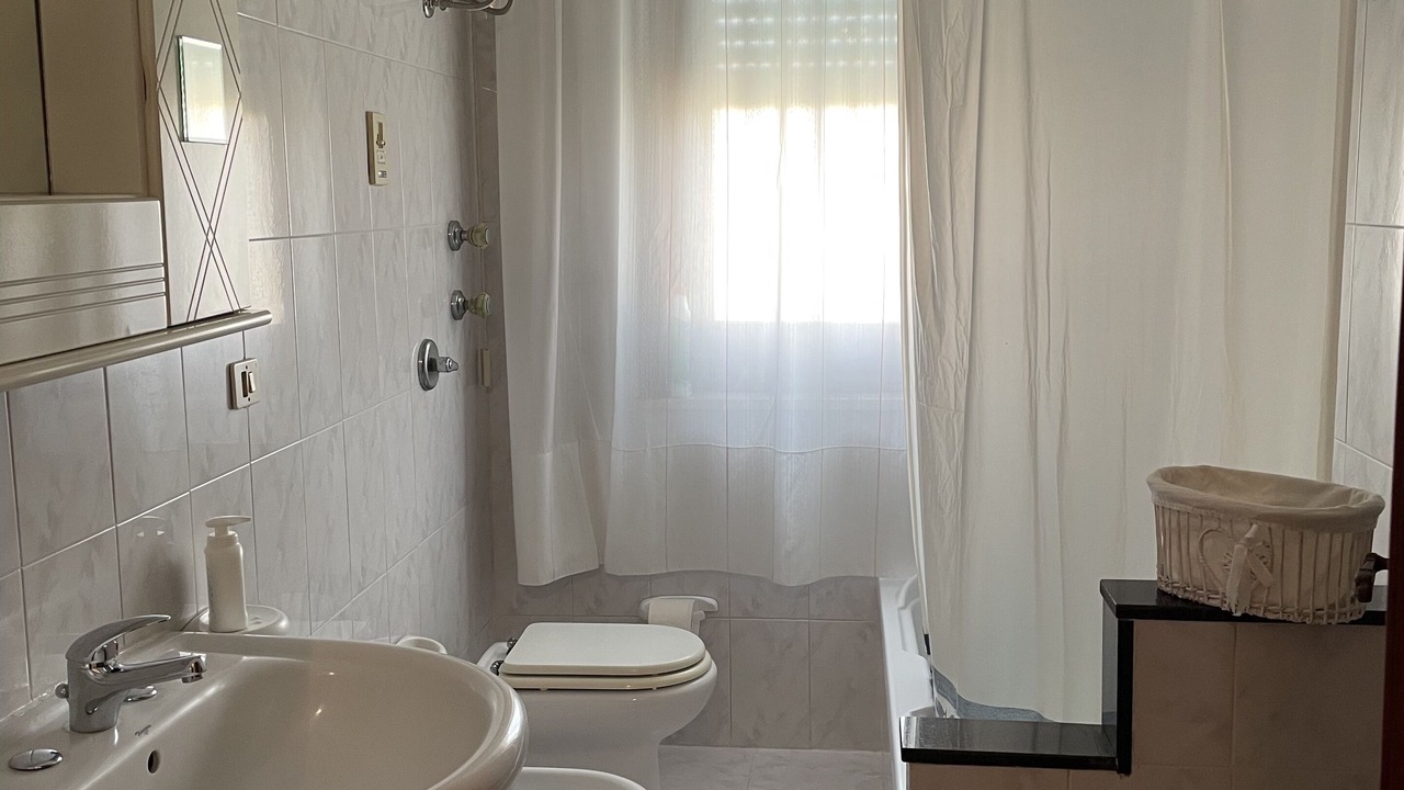 Photo of Bathroom in Rilievo