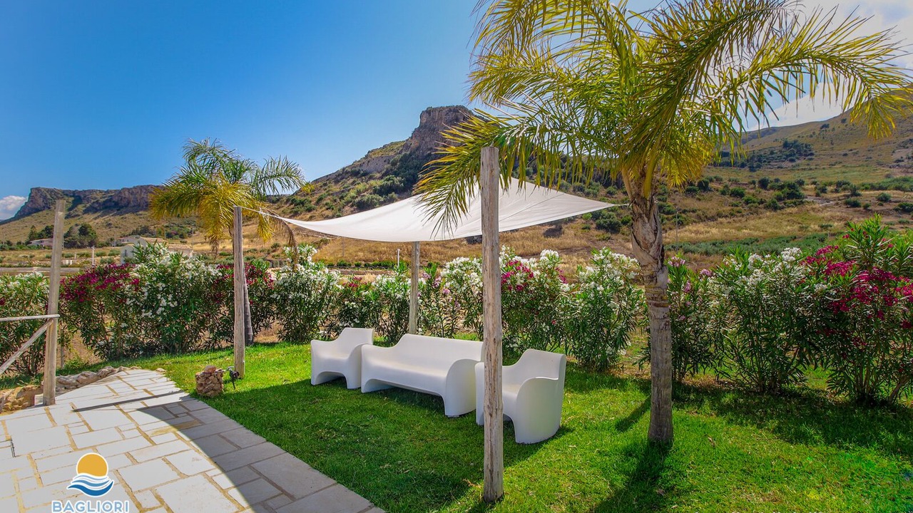 Photo of Patio Balcony in Scopello