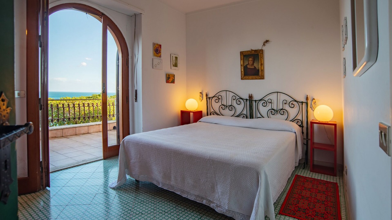 Photo of Bedroom in Costa Saracena-Castelluccio