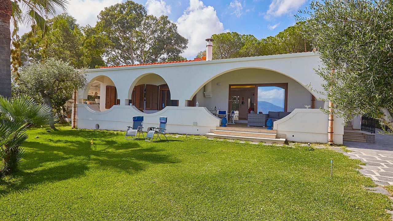 Photo of Outdoor in Carini
