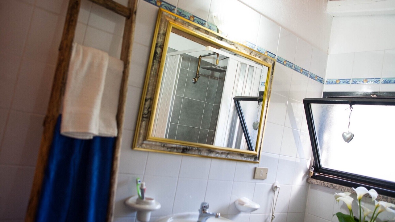Photo of Bathroom in Campofelice di Roccella