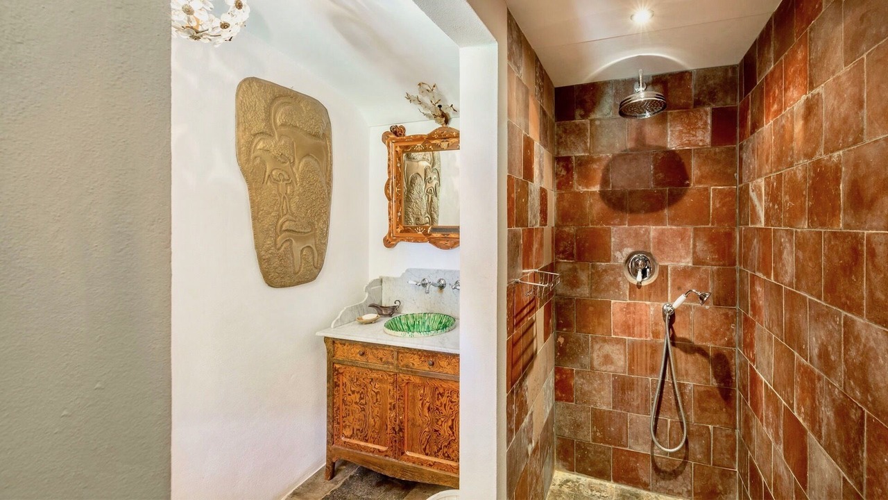 Photo of Bathroom in Noto